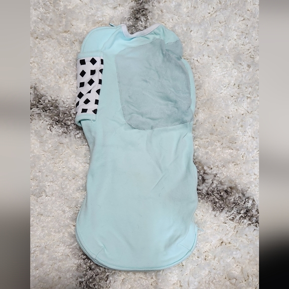 New Nanit Swaddles 0-3m - Picture 5 of 12